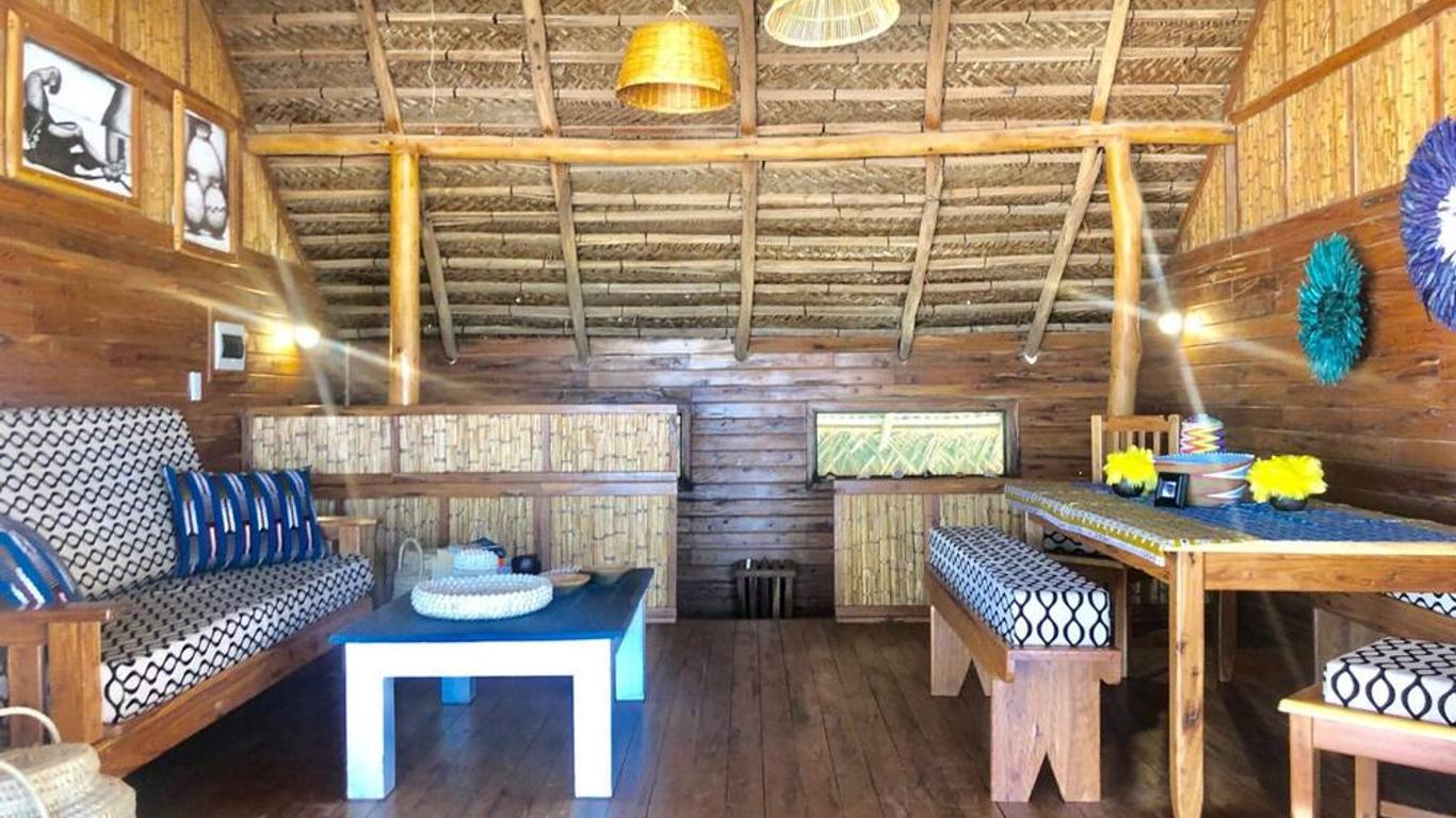 Pura Vida Lodge