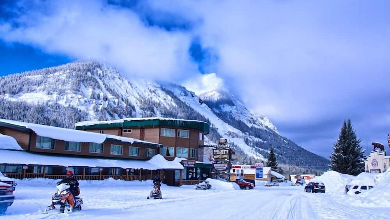 Soda Butte Lodge