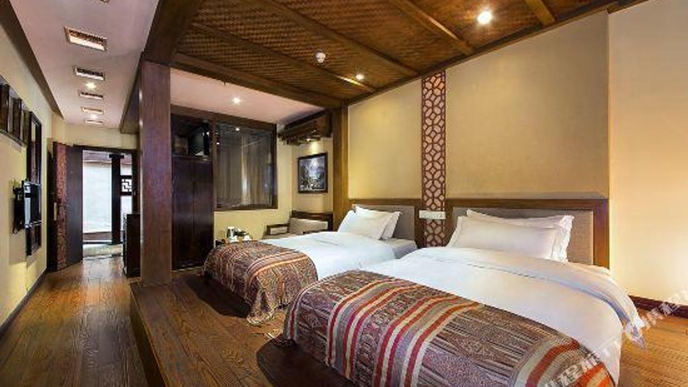 Nansai Linka International Tourist Boutique Hotel (Shangri-la Old Town)