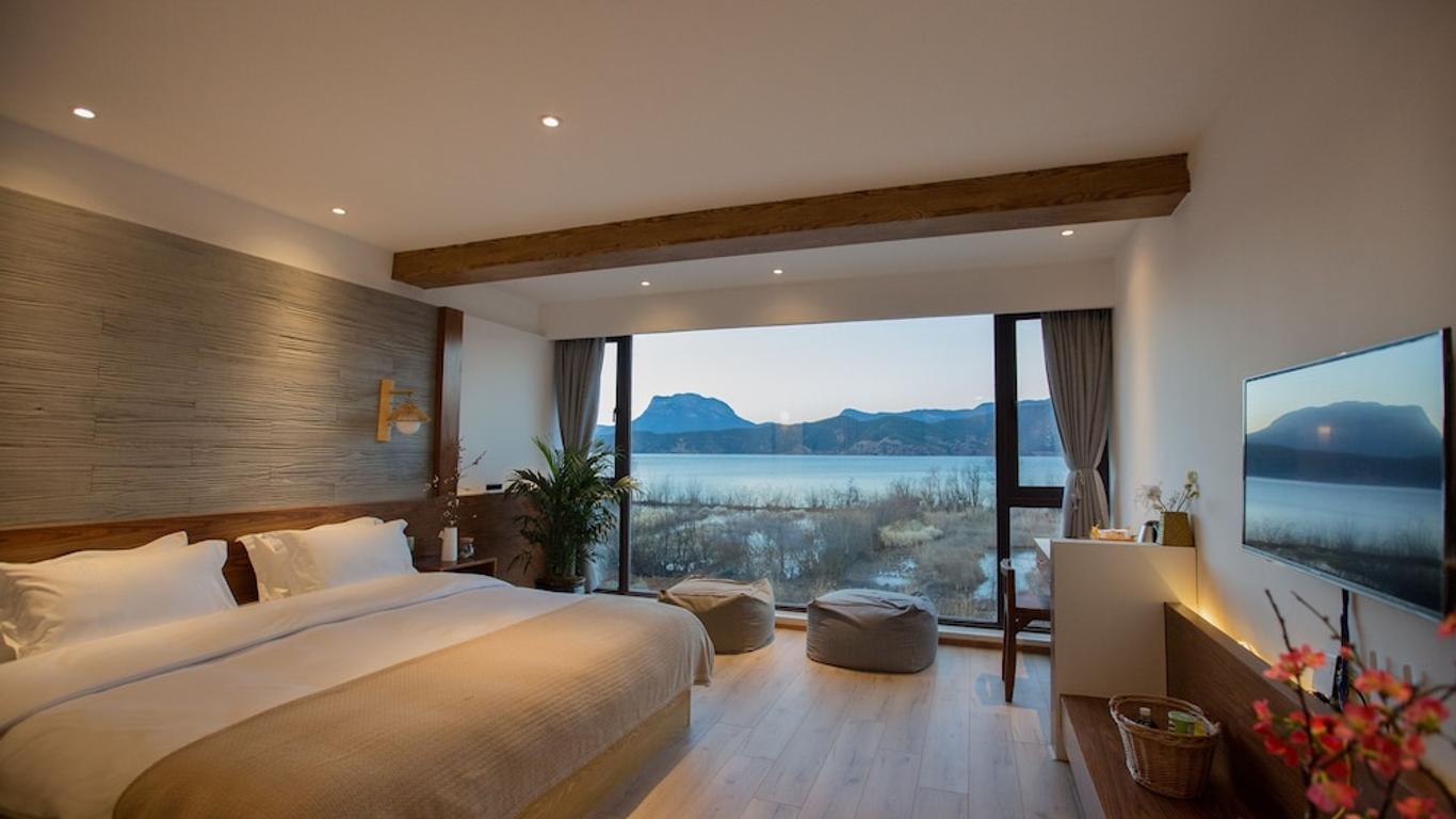 Lugu Lake Er San hotel