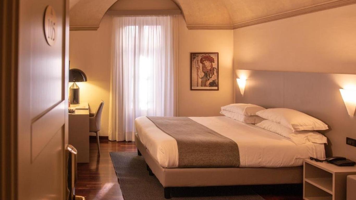 Hotel Boutique Antiche Mura