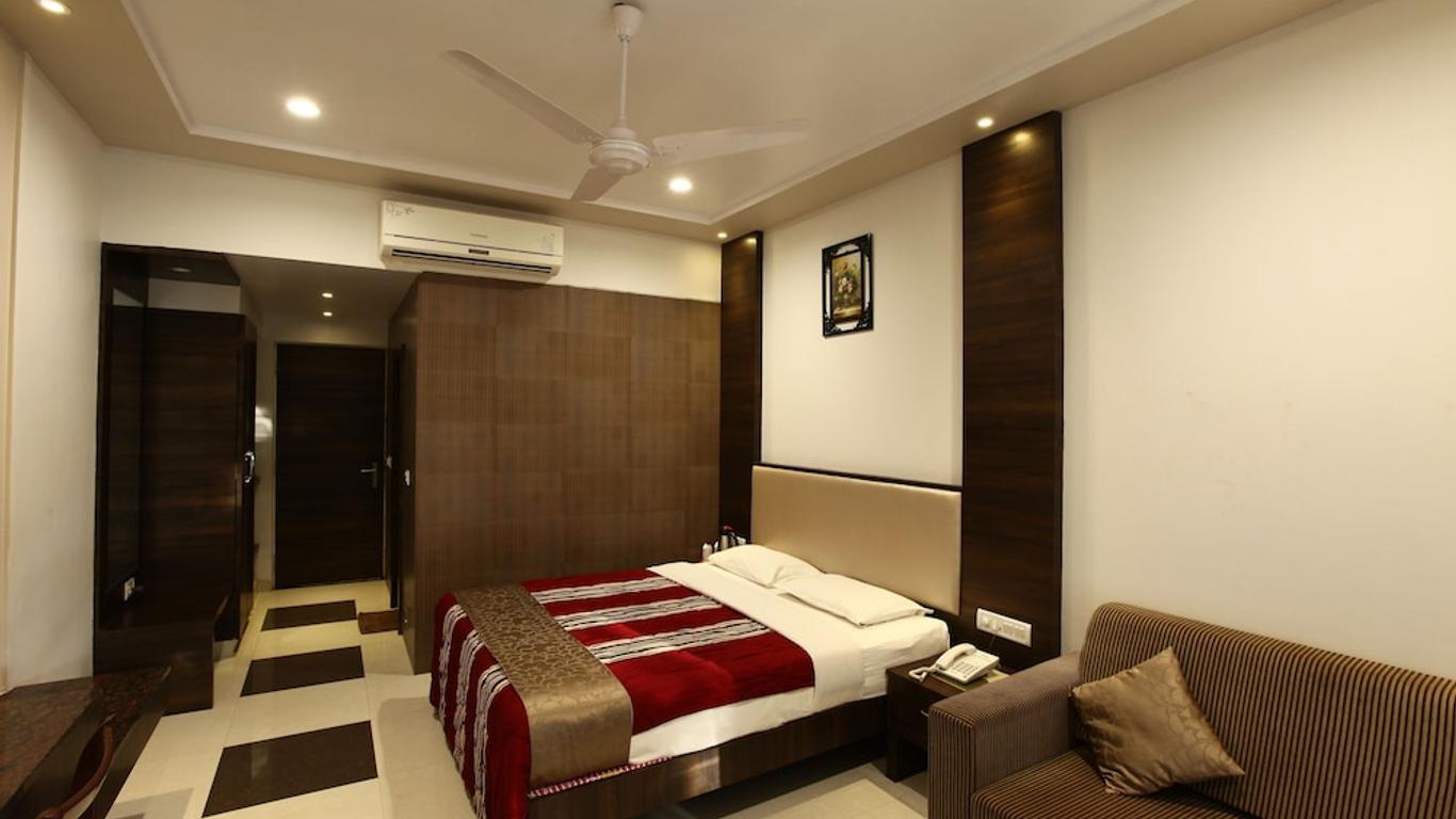 Hotel Usha Ascot