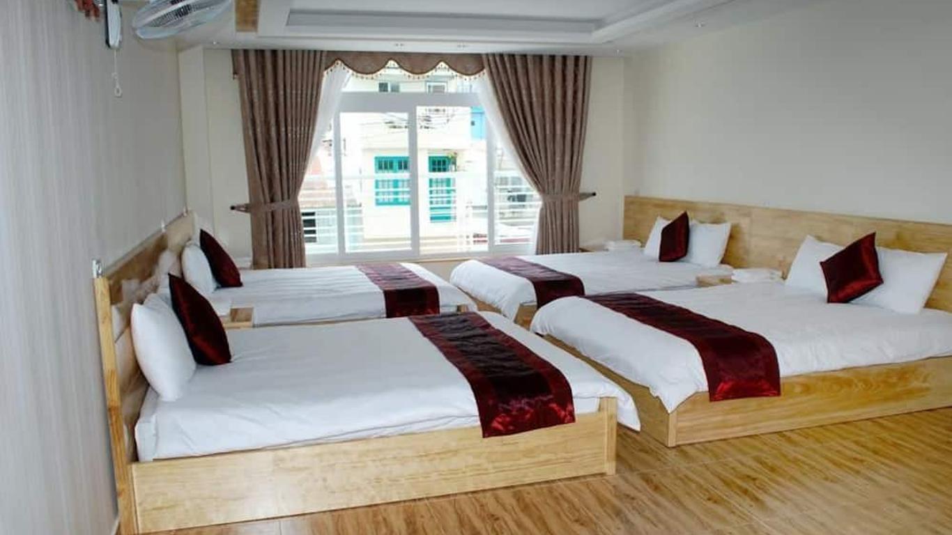 Sunrise Hotel - Hostel