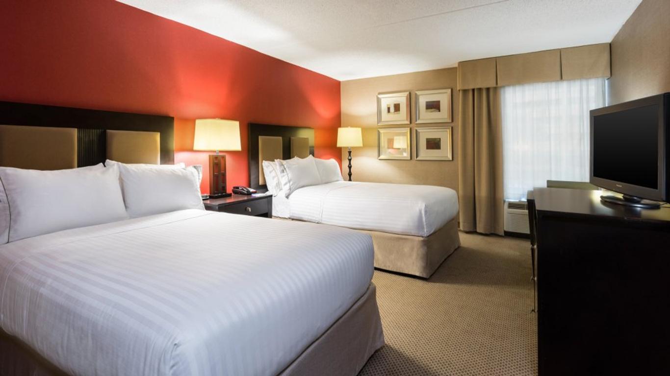 Holiday Inn Express Charleston-Civic Center