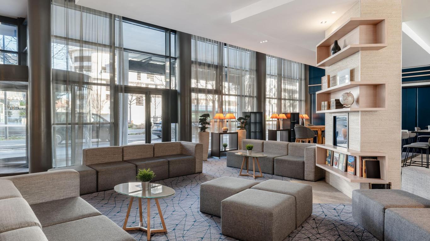 Courtyard by Marriott Paris La Defense West - Colombes