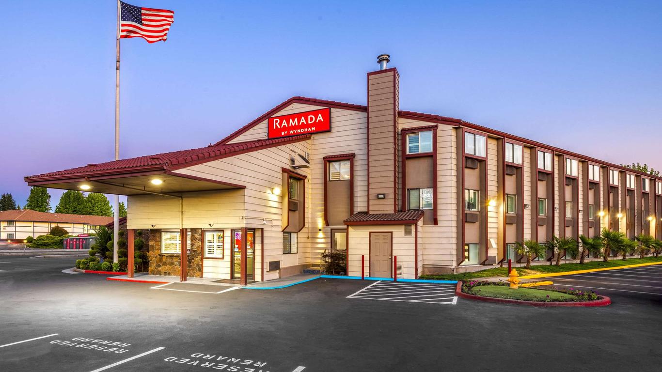 Ramada by Wyndham Medford Airport North