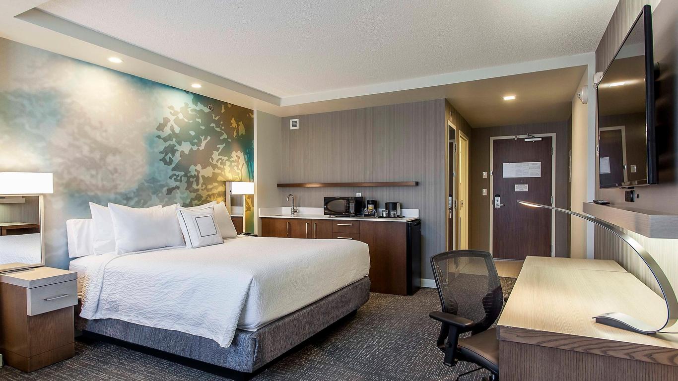 Courtyard by Marriott Montreal West Island/Baie D’Urfe