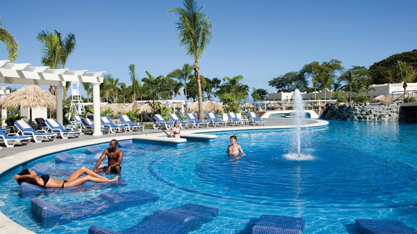 Riu Guanacaste Hotel