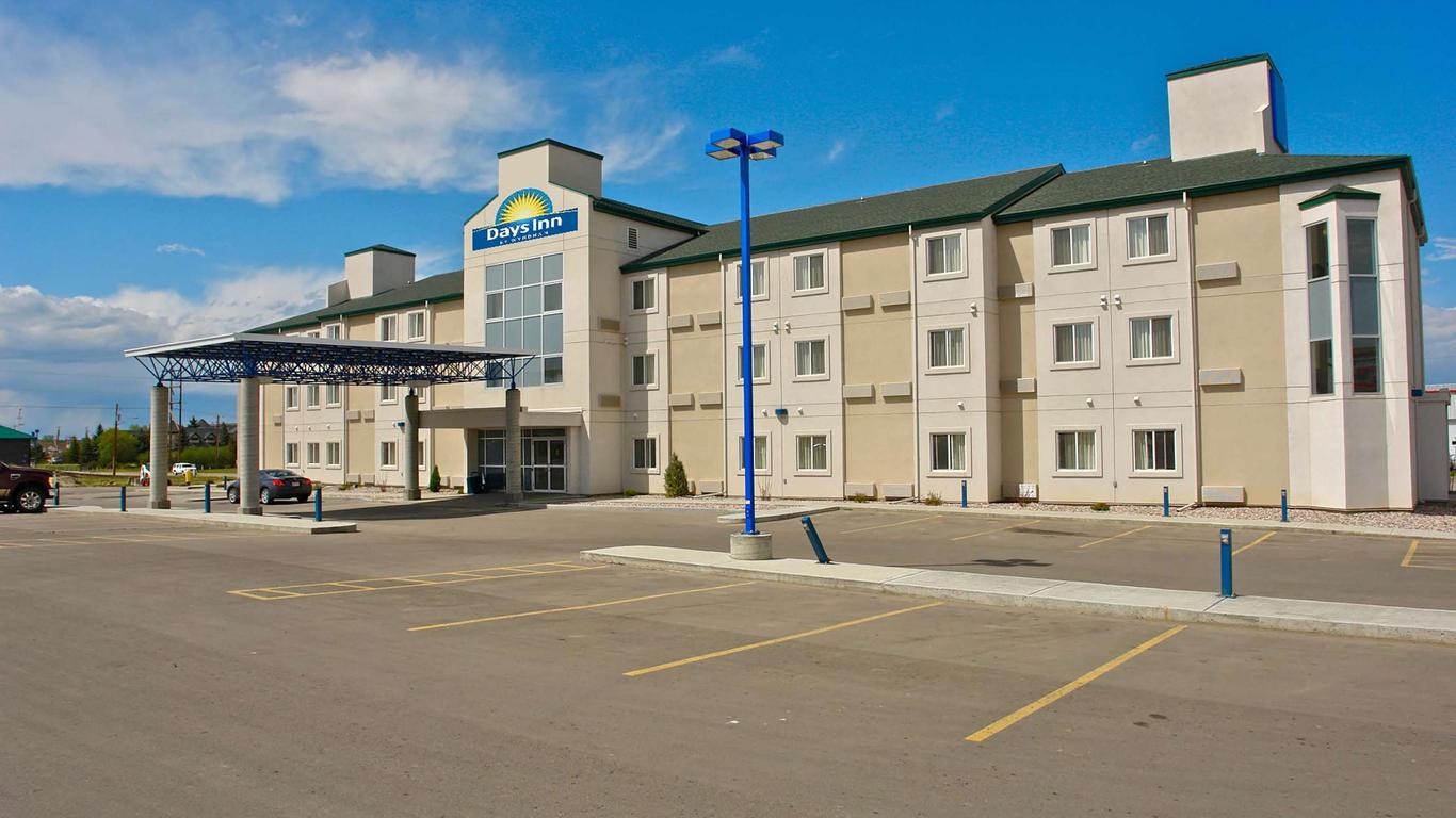 Days Inn by Wyndham Stony Plain