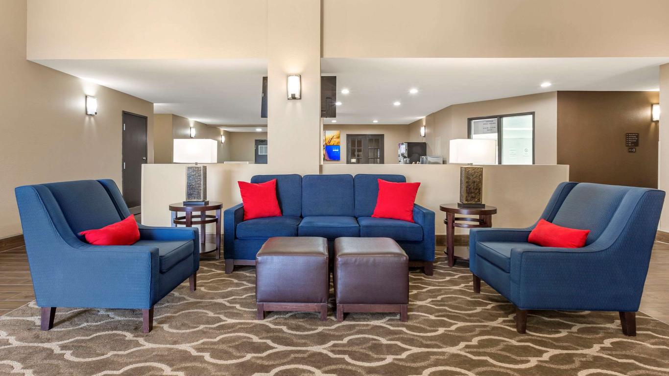 Comfort Inn & Suites Surprise Near Sun City West