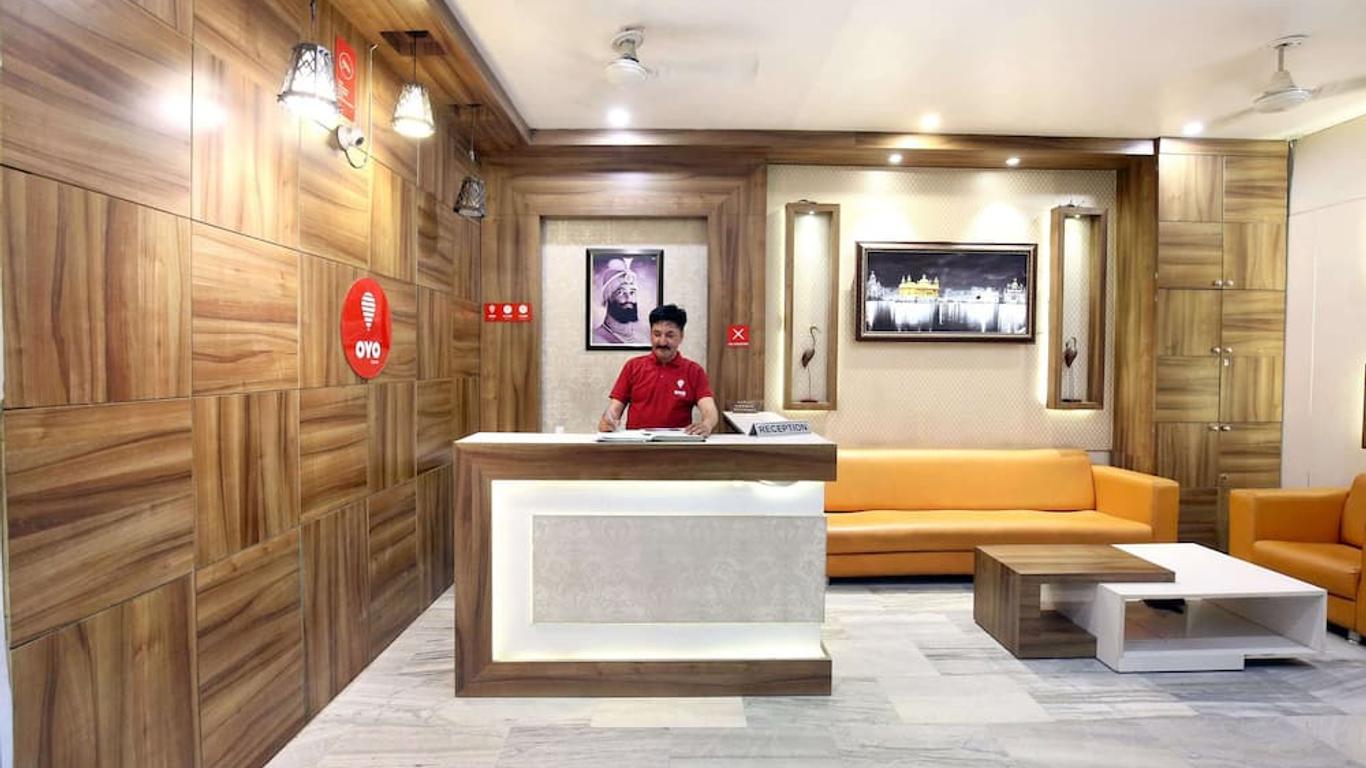 OYO 7445 Hotel Amritsar Residency