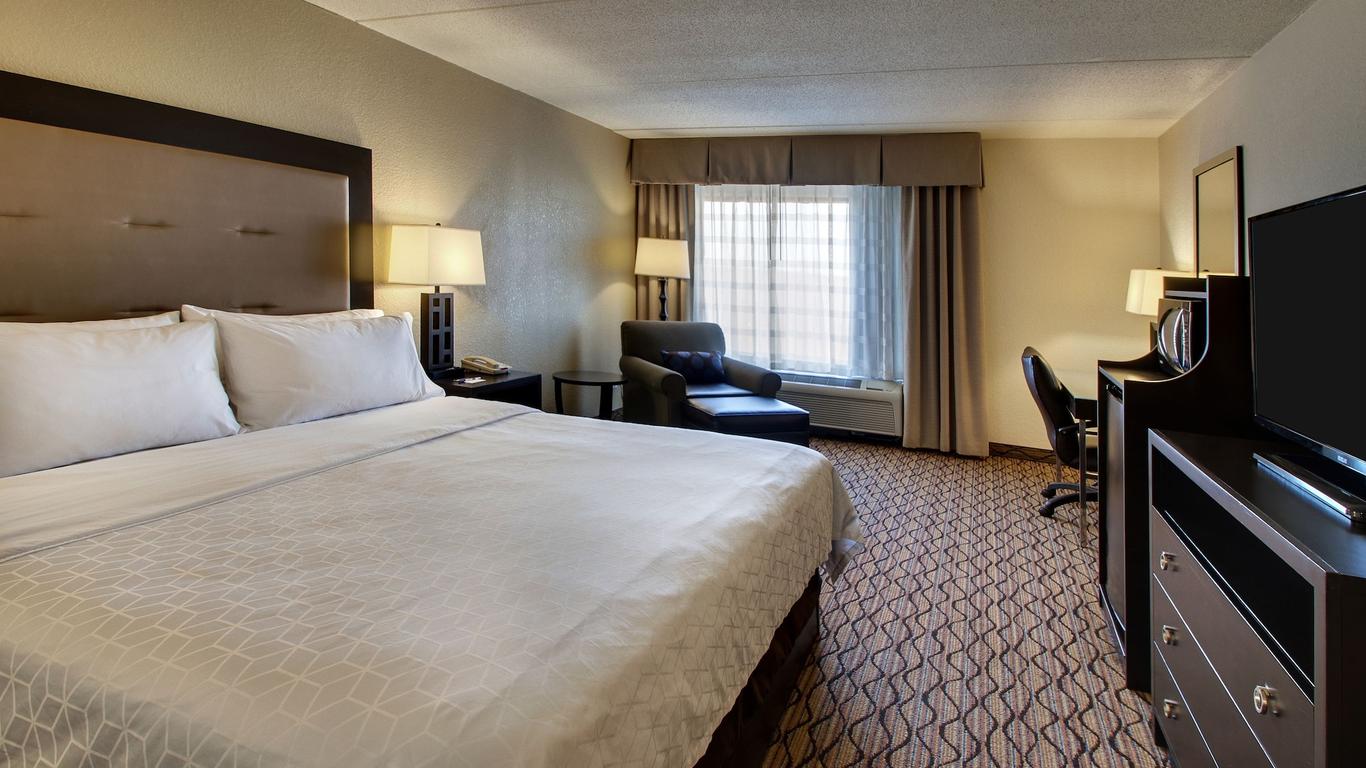 Holiday Inn Express Baltimore-BWI Airport West