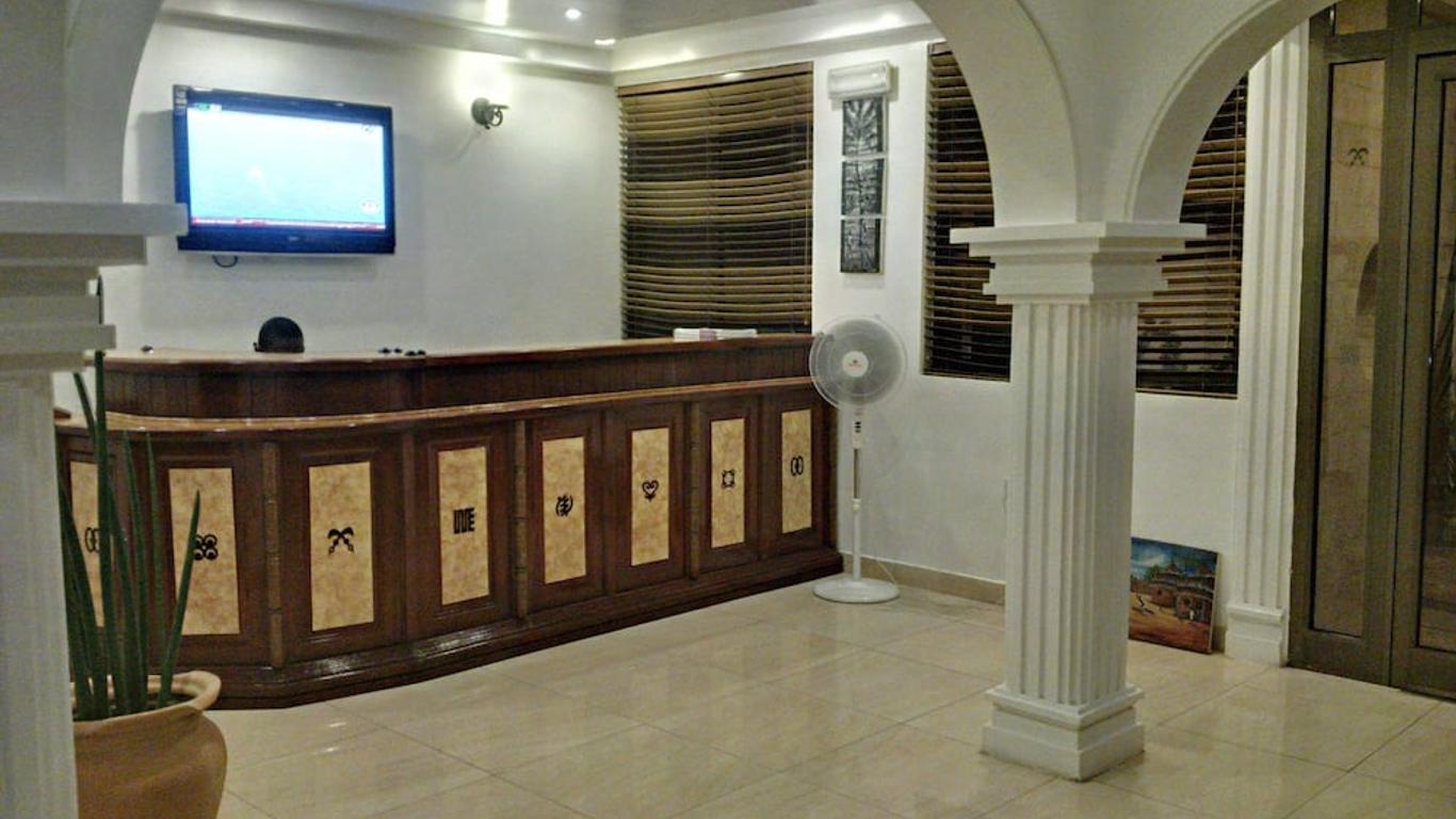 Takoradi Standard Hotel