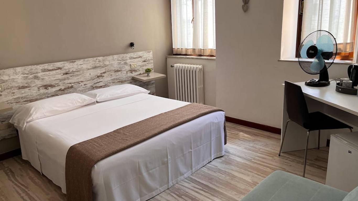 Hotel Mom Assisi