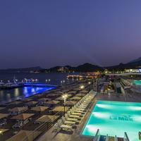 Perre La Mer Hotel Resort & Spa