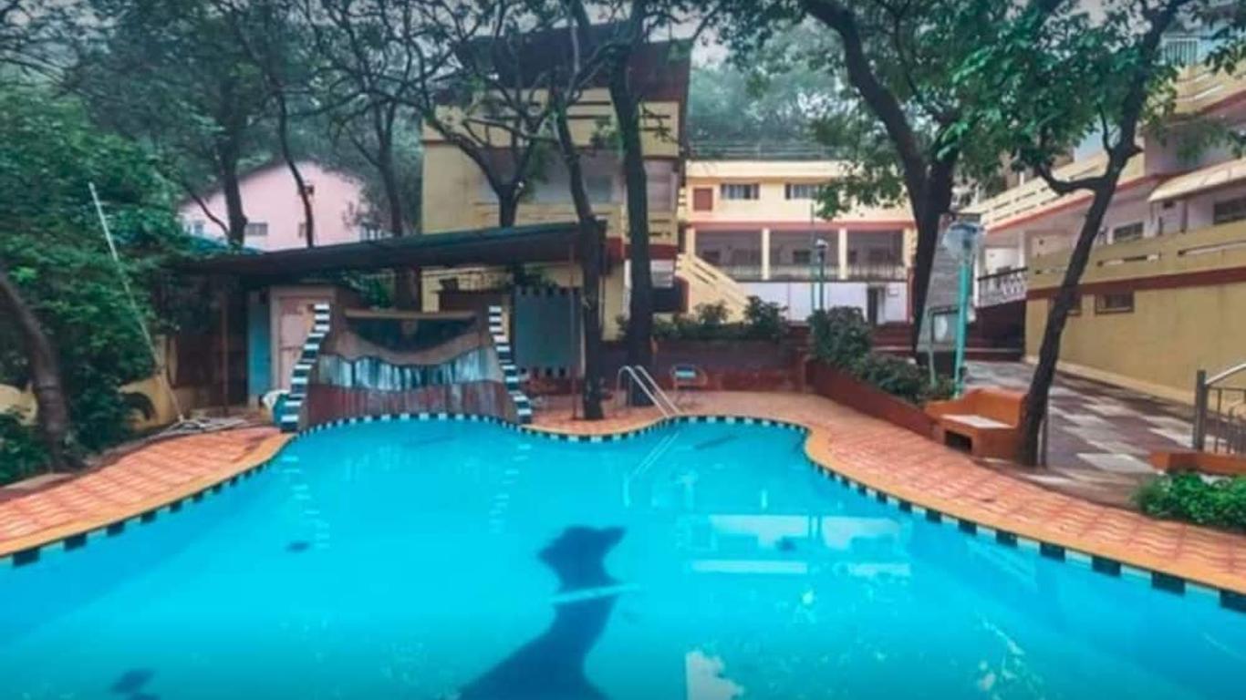 Royal Hotel - Matheran