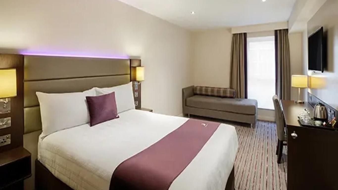 Premier Inn Southampton West