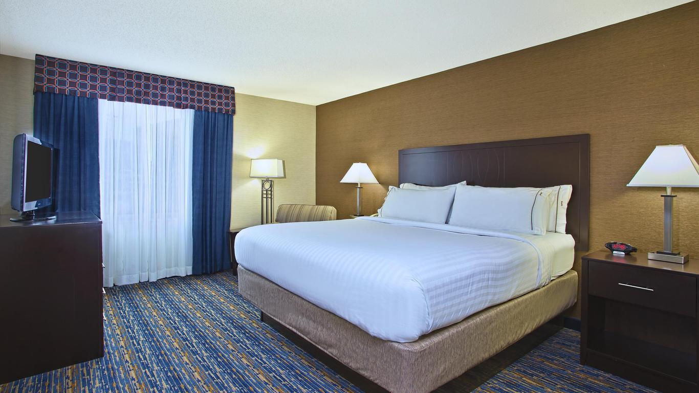 Holiday Inn Express & Suites Pittsburgh West Mifflin