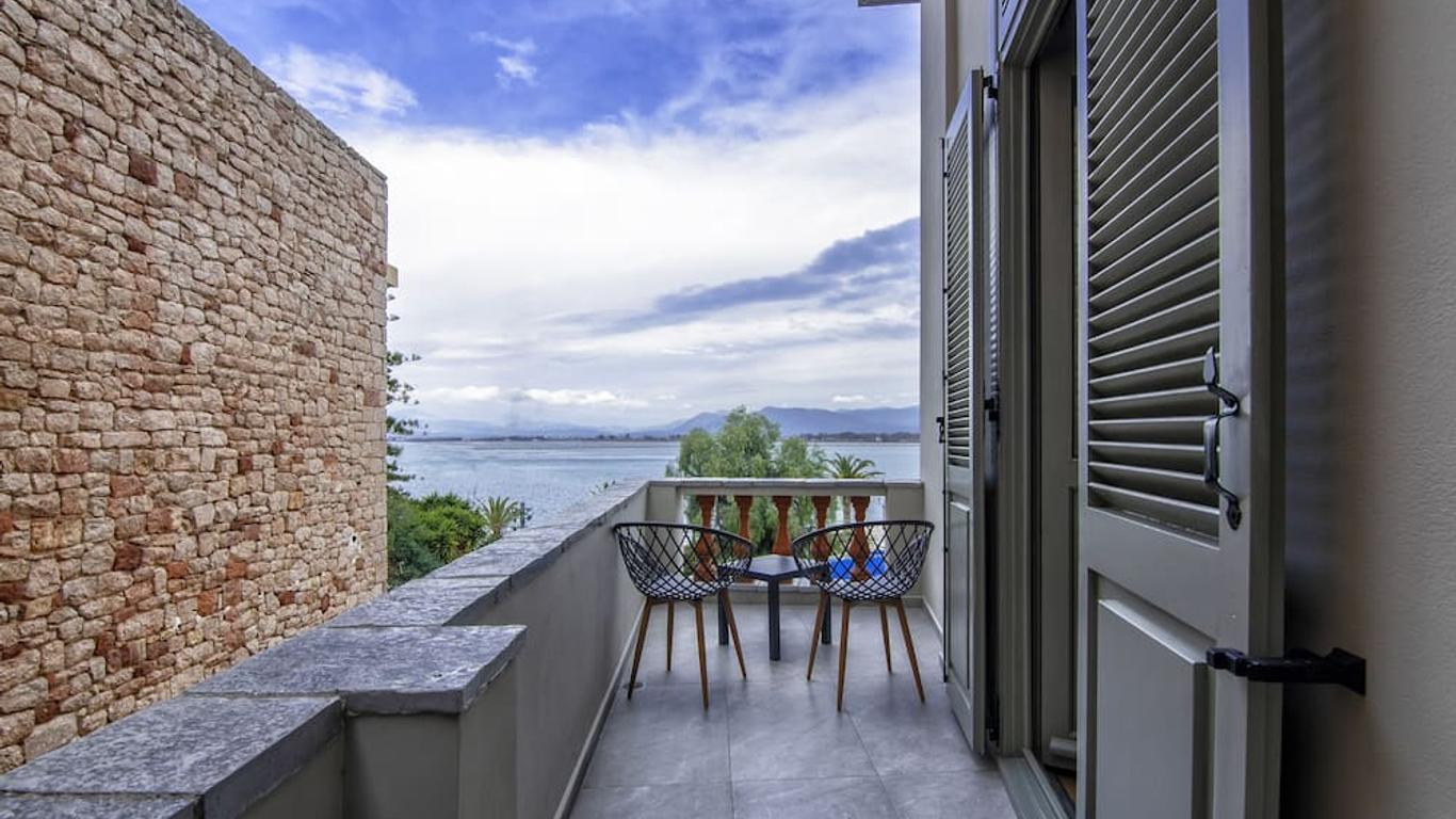 Impero Nafplio Hotel & Suites