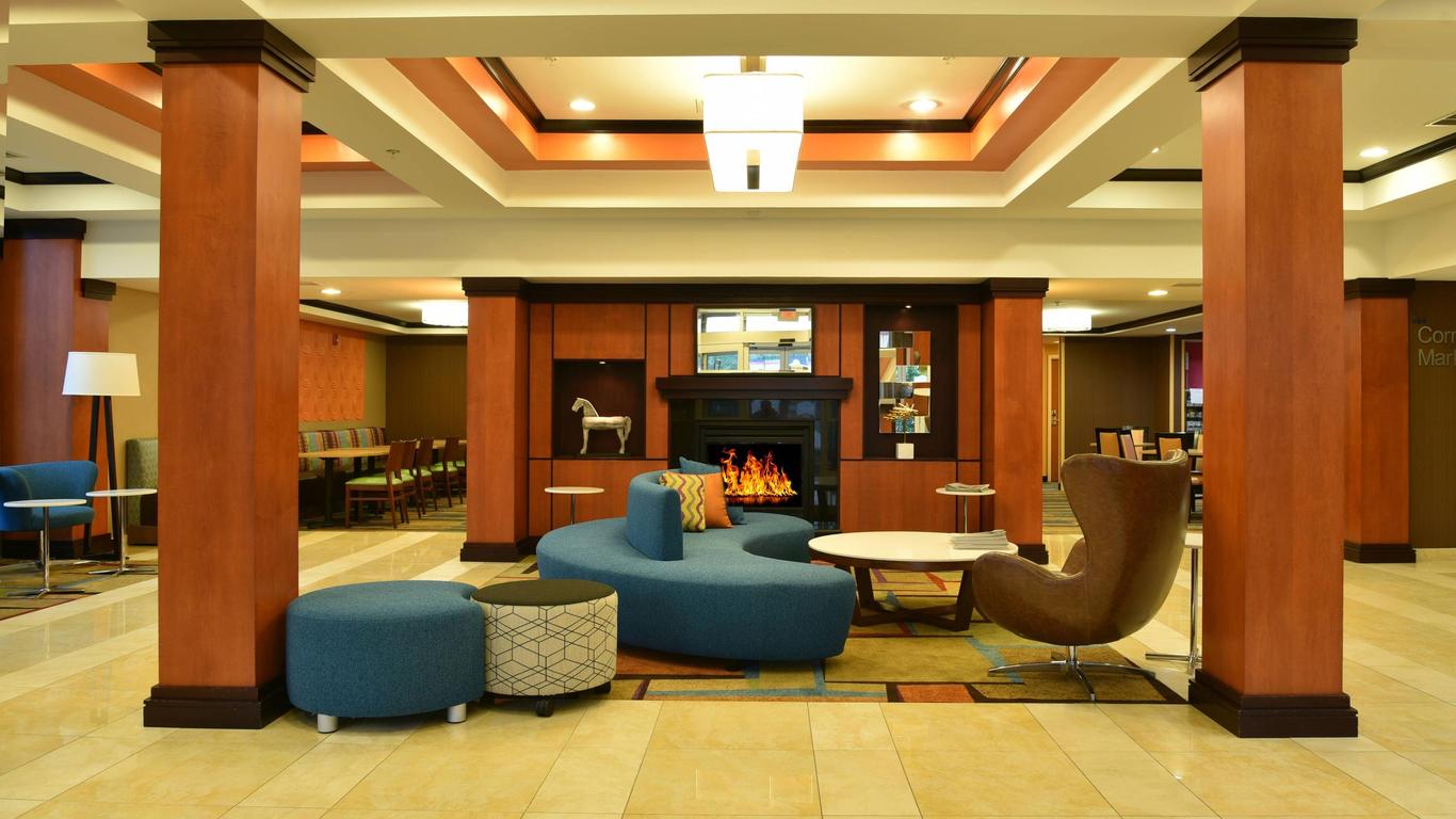 Fairfield Inn & Suites Hartford Airport