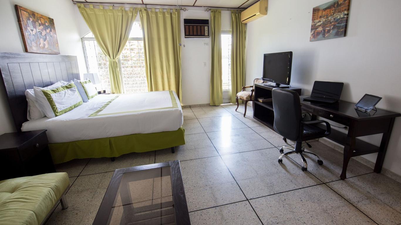 Suites & Apartments San Benito - Zona Rosa