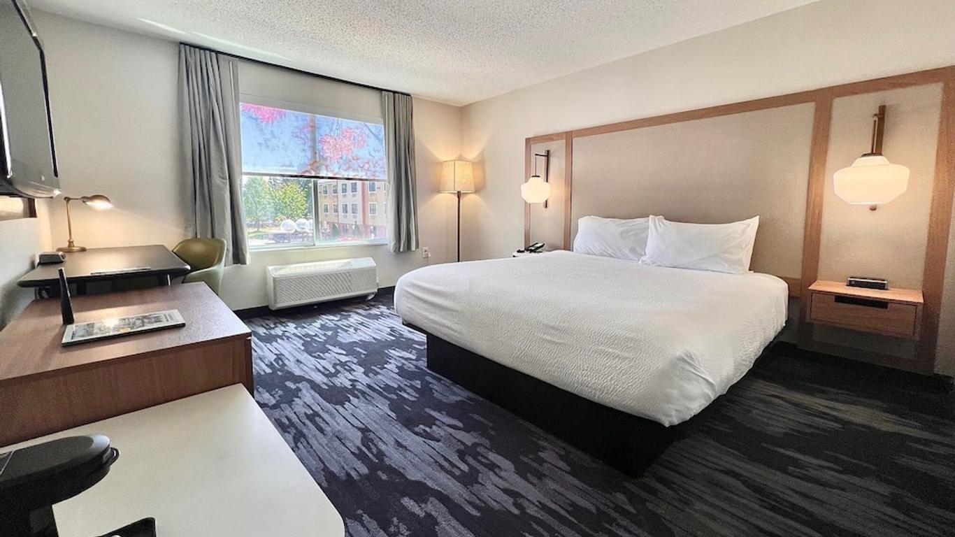 Fairfield Inn & Suites by Marriott Detroit Farmington Hills