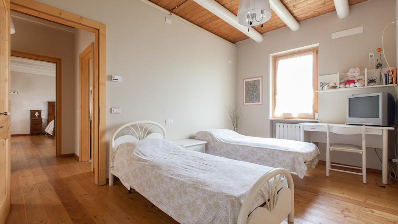 Cascina Serenella B&B