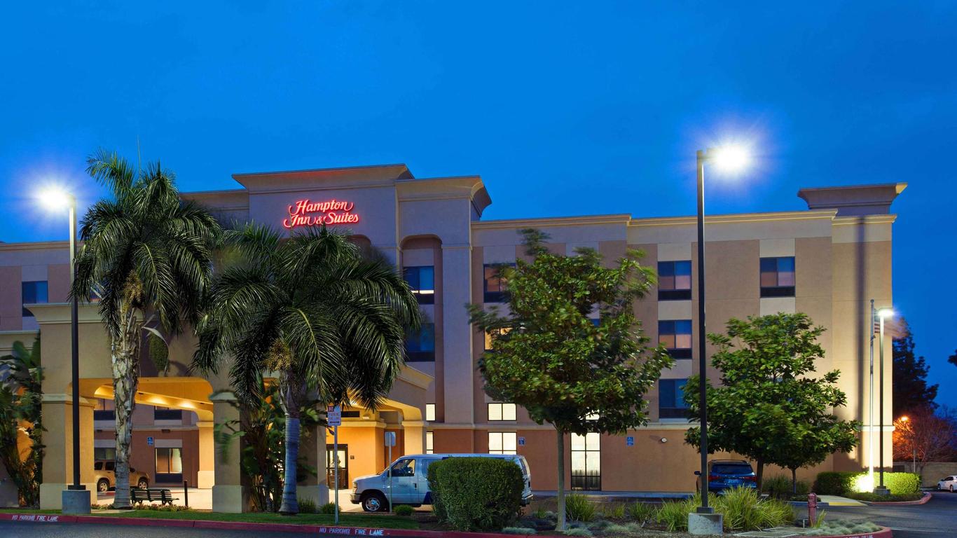 Hampton Inn & Suites Clovis-Airport North