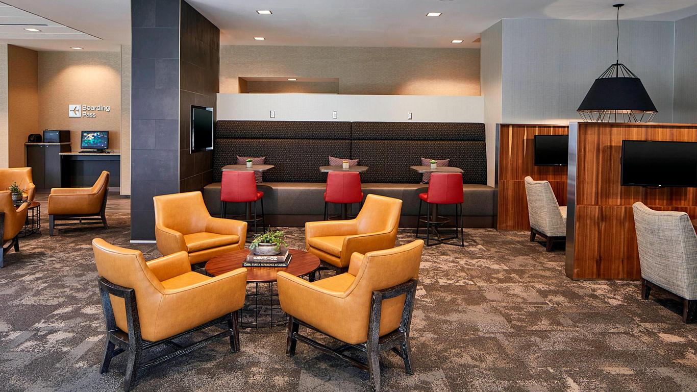 Courtyard by Marriott Minneapolis West