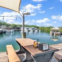 Aqua Lodges At Hurricane Hole Marina