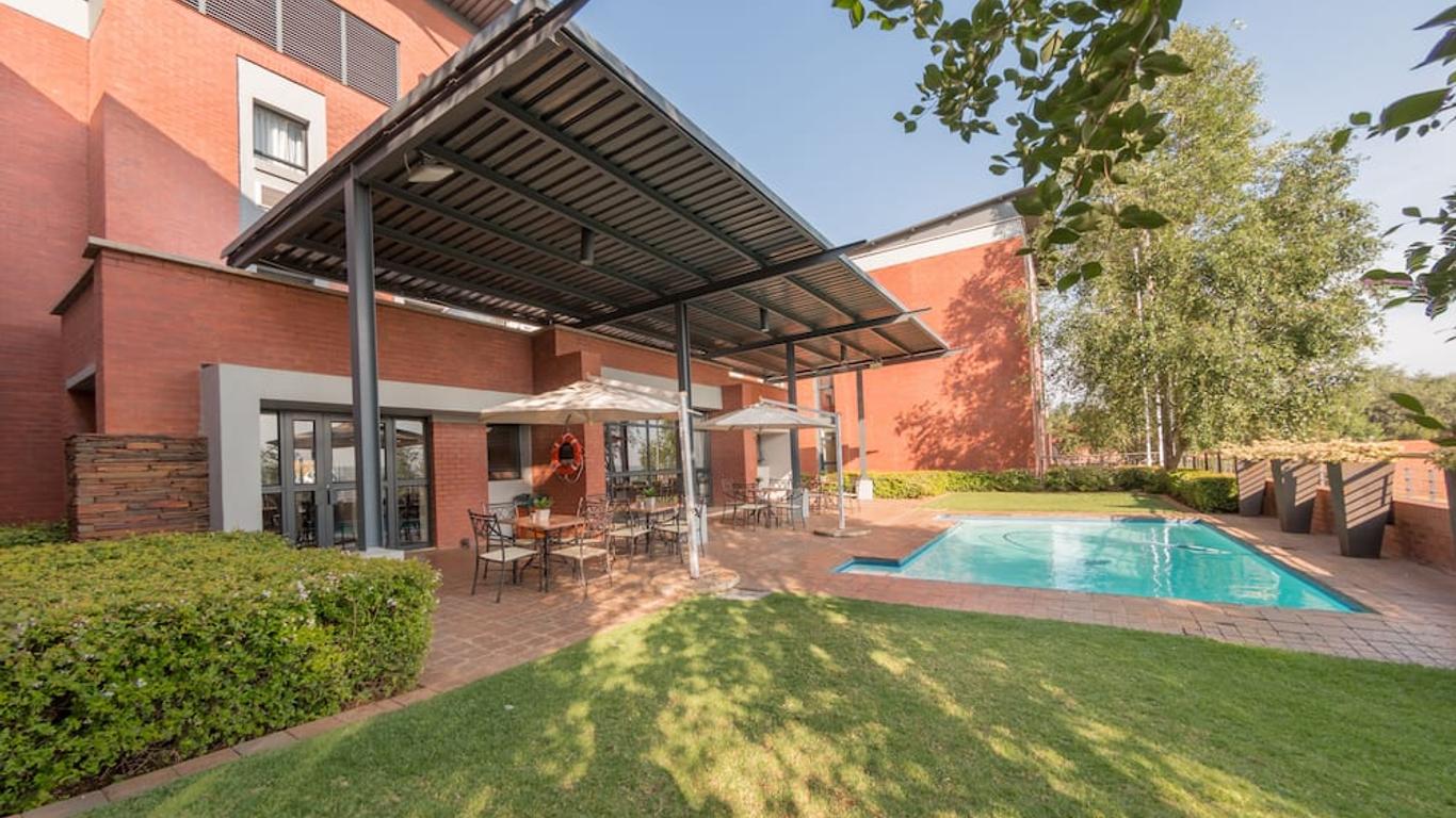 Road Lodge Centurion