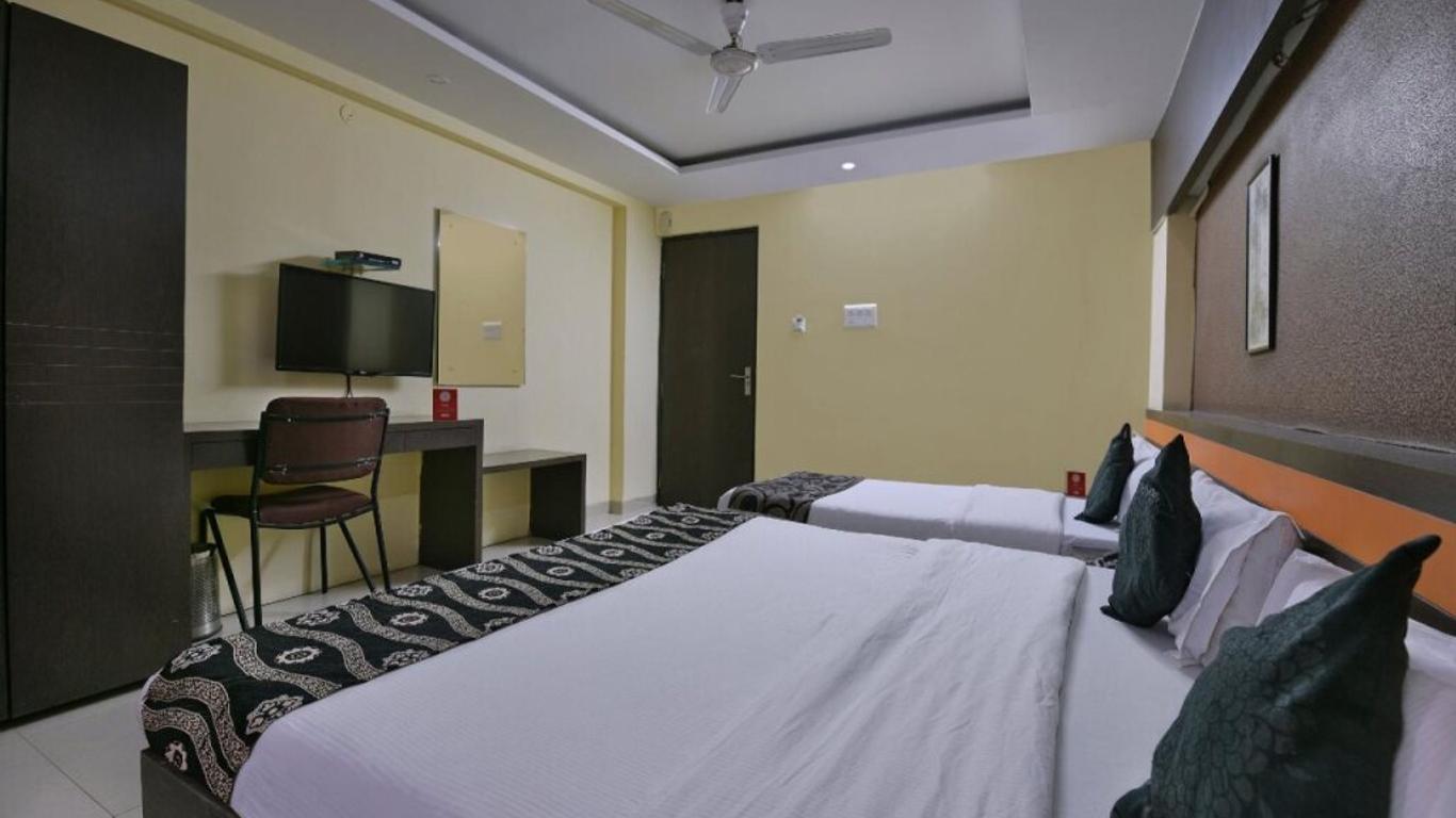 OYO 1538 Hotel Diamond Inn