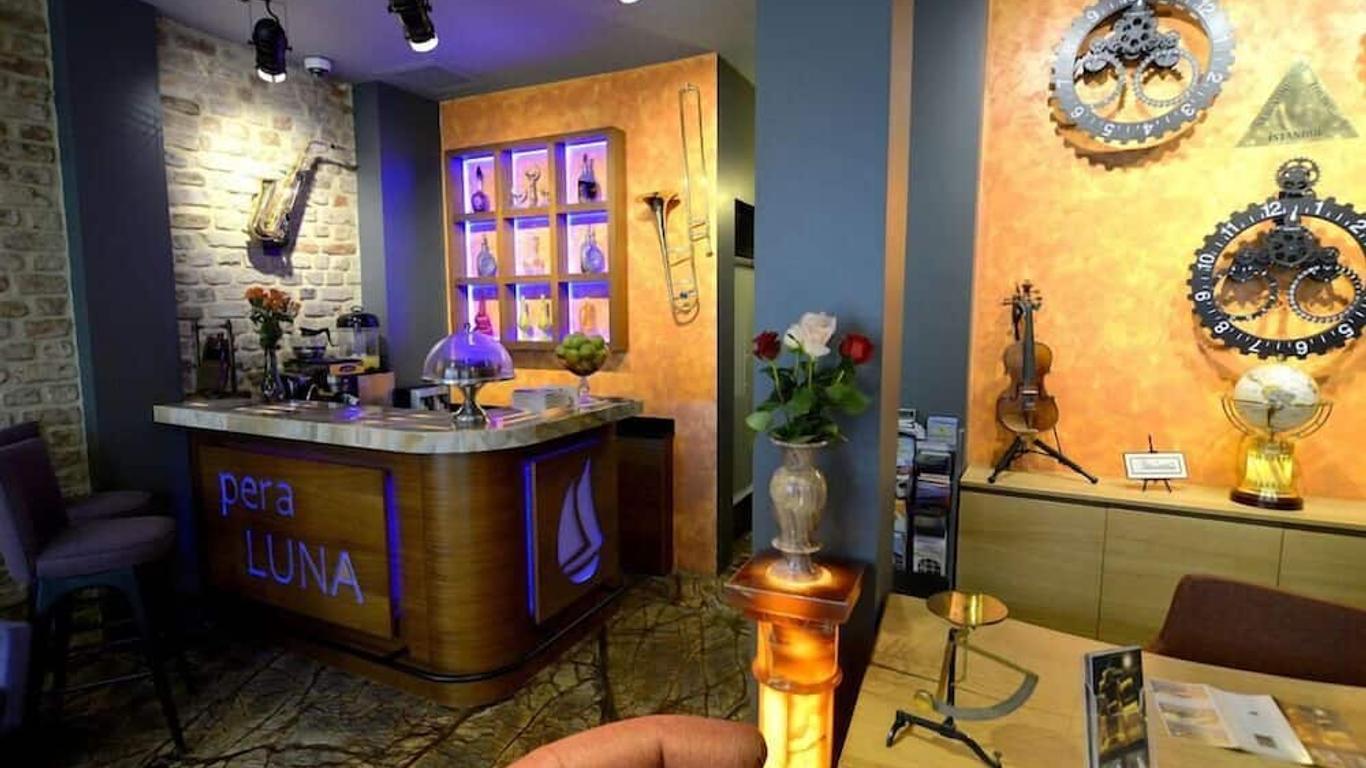 Pera Luna Premium Hotel