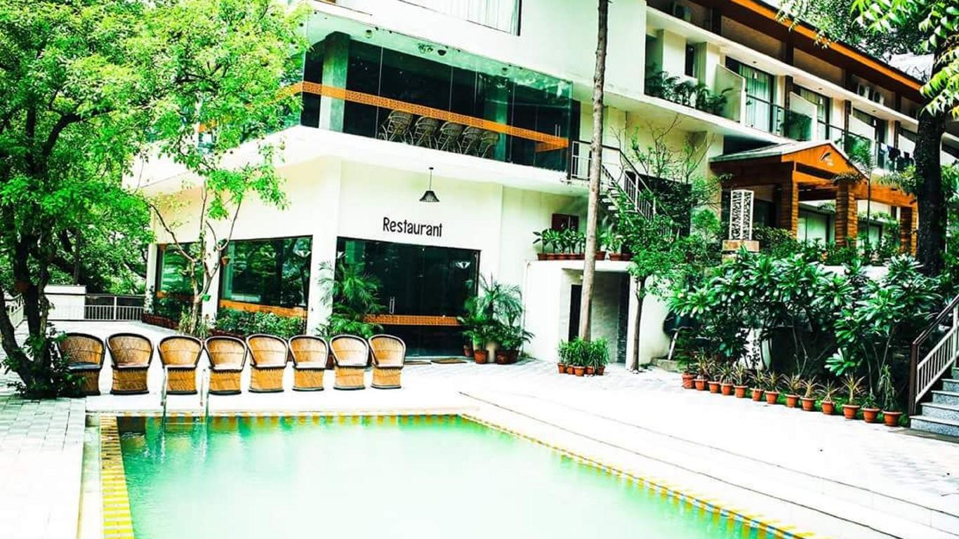 Namami Ganges Resort