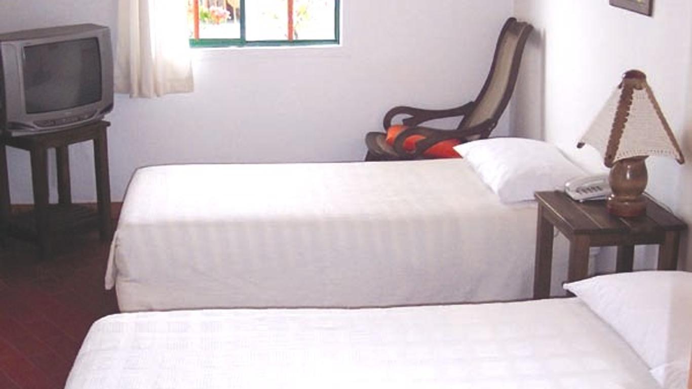 Hotel Veraneras del Quindío desde $33 ($̶3̶7̶). Pueblo Tapao Hoteles - KAYAK